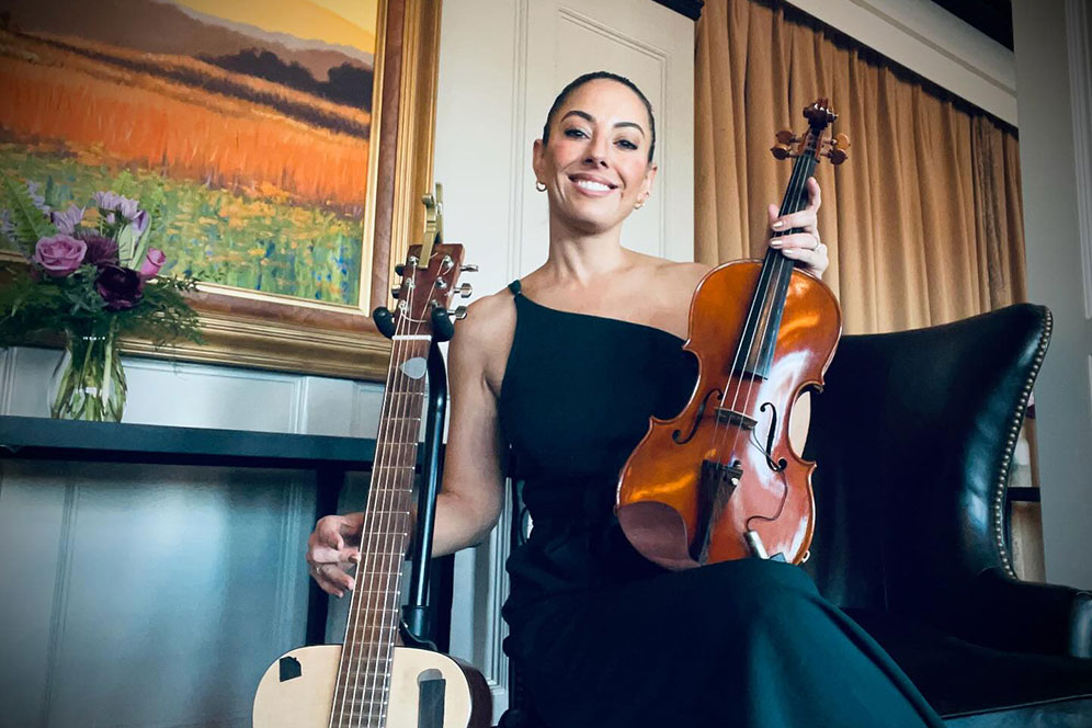 Laura Farrell Live at Brambleton Town Centre on June 27